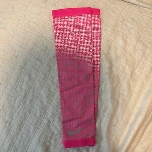 Nike dri fit 360 arm sleeves 2.0 pink pow
